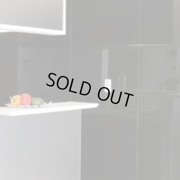 スターライトブラック、ブロンズミラータペストリー加工