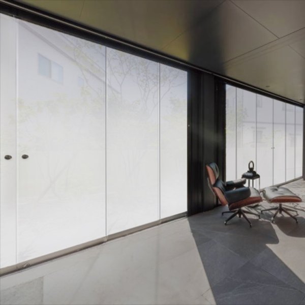 室内(電源OFF:不透明)