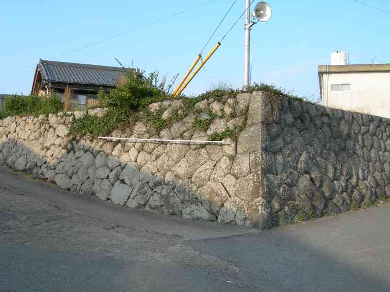 日本の石工の仕事例。（三重県鳥羽市国崎町）